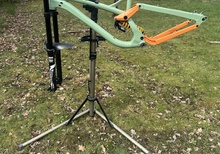 NS Fuzz DH – Proffslackad & Topputrustad (Storlek Medium)