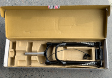 Framgaffel Fatbike 26" Rockshox Bluto RL 100mm - dubbade vinterdäck 45 NRTH