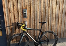 Bianchi Intrepida + zipp 404