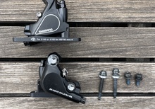 Helt nya hydrauliska bromsok - Shimano BR-RS405 (Flat Mount) fram & bak