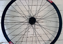 Oanvänt 27.5" DH-hjul (fram) 