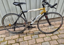Racer med rakt styre.