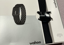 Wahoo TICKR FIT pulsmätare