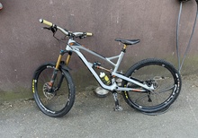 YT Jeffsy PRO race CF