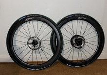 Zipp 303s med däck Michelin 28tum/C700
