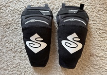 Sweet Protection Bearsuit Pro knee pads