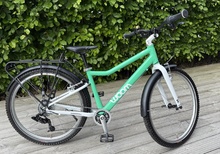 Woom 5 8-Speed kids bike with 24" Wheels - Som ny!