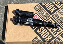 RockShox super Deluxe ultimate 2025 bakdämpare 230x65mm