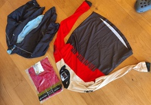 Bikester jersey XS + ny tech t-shirt slumpas