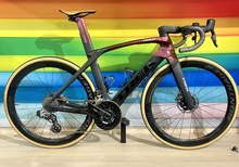 Trek Madone SLR 9 Disc Sram Red eTap