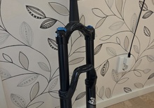 NY FOX 36 Rhythm Float 160mm 