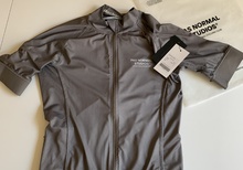 PNS Jersey Strl Small i grått