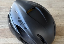 Met Manta Mips Medium