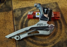 SRAM Force växelförare fram