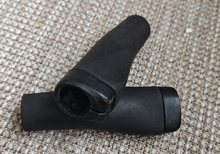 Basic lock on handlebar grips