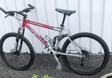 Heldämpad MTB Kona Kikapu de Lux 26” (M)