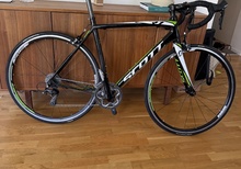 Scott CR1-20 2016 - väl omhändertagen och lätt uppgraderad kolfiberscykel