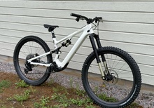 Levo SL 4 ramkit Large