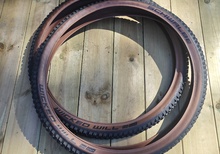 Schwallbe- och maxxis-däck