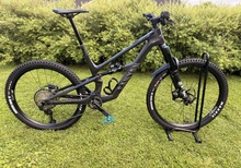 Canyon Spectral CF 7 (2025) – ABSOLUT NYSKICK (Rullat endast 3 mil!)