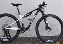 Canyon Lux WX CF6
