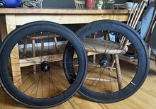 Hjulpar från Santafixie 