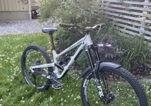 Commencal Clash 2022