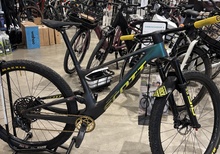 Scott Spark Team issue Axs medium