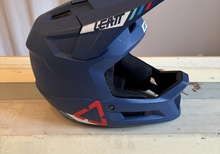  Leatt 1.0 Gravity - MTB Fullface