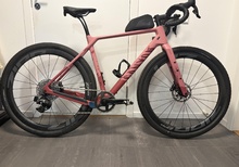 Canyon Grizl CF SL7 eTap med Zipp 303s m.m.