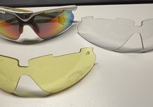 Newline Glasögon med 3 olika linser