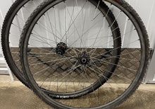 Mavic Reflex tubfälgar på DT Swiss 240-nav