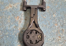 Framesandgear outfront mount. 