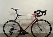 Vicini neo-retro racer