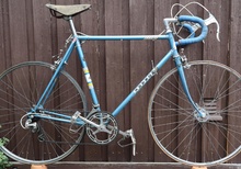 Härlig sjuttiotalsracer i behov av kärlek, Monark 319(?)
