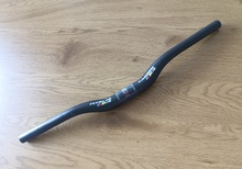 Kolfiberstyre - 57cm - 31.8mm