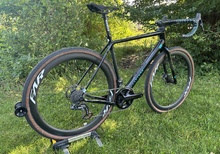 Chapter 2 KAHA gravel - 7.89 kg, Di2 (utan hjul, mycket nya komponenter)