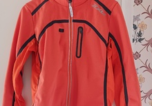 2XU jacka orange Strlk S
