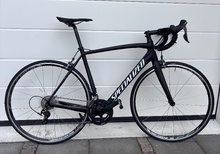 Specialized Tarmac Comp Carbon (56 cm) – Toppskick inkl. Ultegra-pedaler!