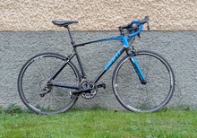 Giant Defy 0 (2016) - M/L Frame