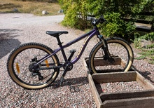 Kons Honzo 24
