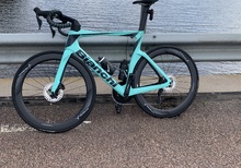 Bianchi oltre comp 105di2 