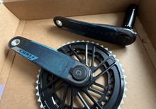 SRAM force E1 vevparti med Quarq 170 vevar