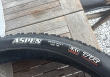 2st Maxxis Aspen 29x2.40 WT 120tpi