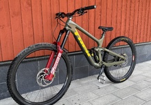 Trek Slash 9.8 XT Gen 5 