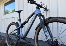 Canyon Lux Trail CF6 (M)