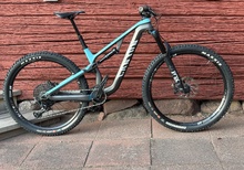 Canyon Neuron CF 8.0 (Kolfiber) – Storlek XS (27,5")