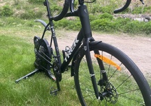 Racer Trek Domane AL 5 Gen 4 Svart.