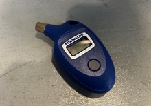 Schwalbe tryckmätare däck 