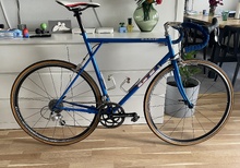 GT Edge 1994 st.56 – stålram, Campagnolo Athena 11v